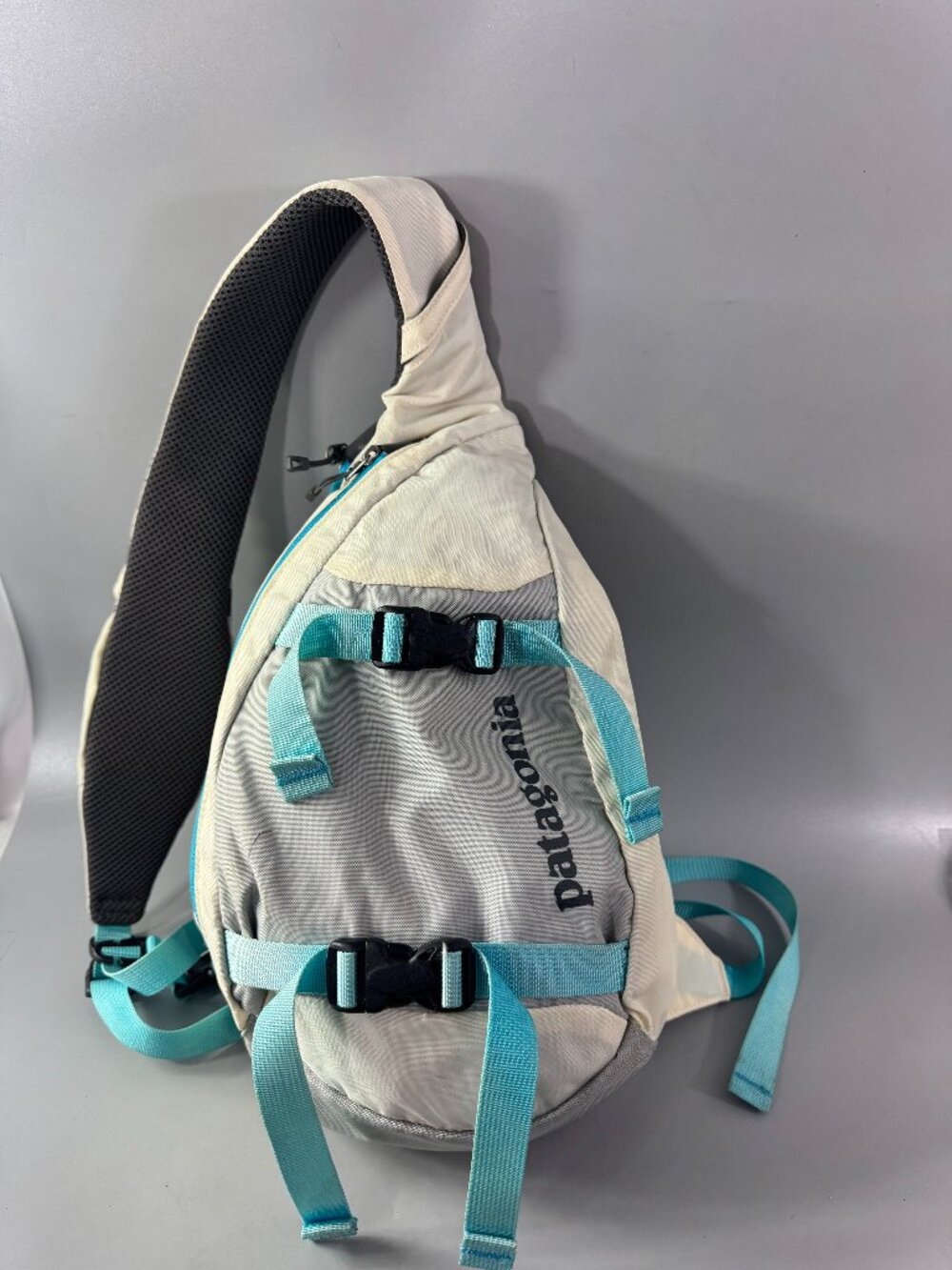 Patagonia Atom Sling Bag
